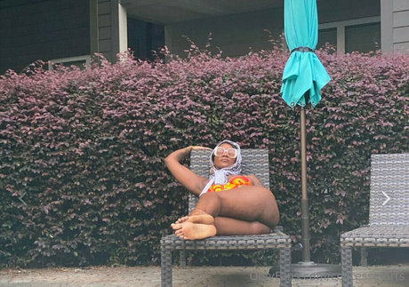 contessafarts hot star picture