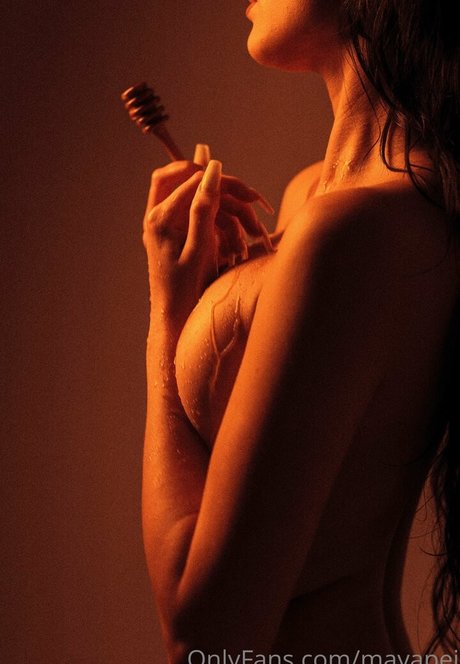 mayapei hot pornstar img