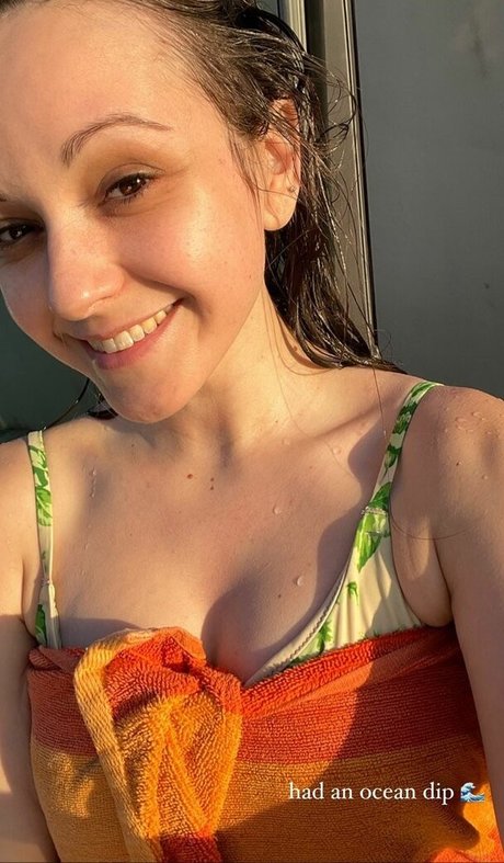 Silenced Hippie model high quality picture