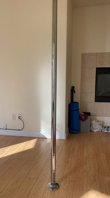 asian top onlyfans sex photo