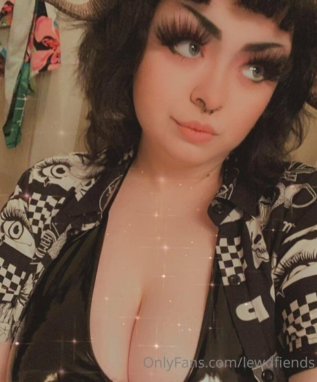 Lewdfiends xxx star pic