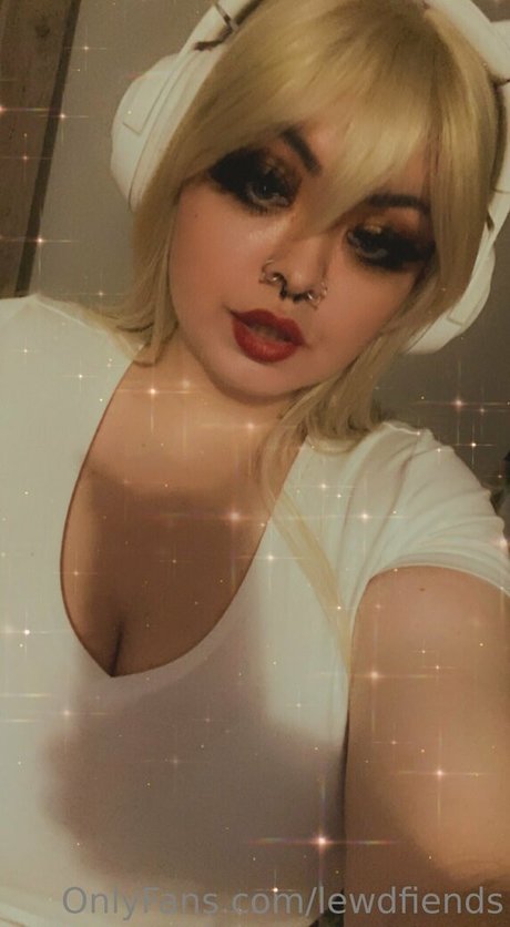 Lewdfiends best model picture