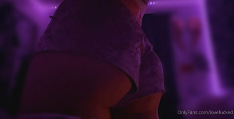 lovefucked nude model pic