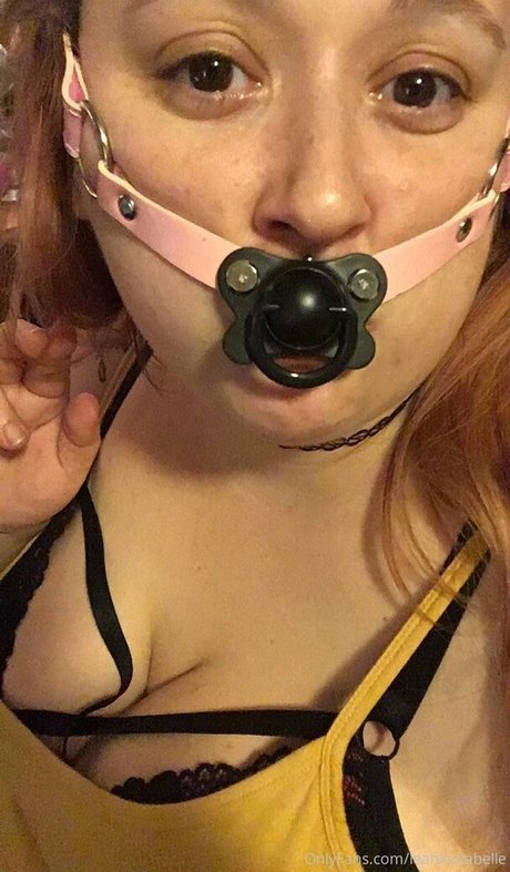 leahloolabelle model free pictures