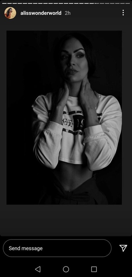 Alessyanadine art model gallery