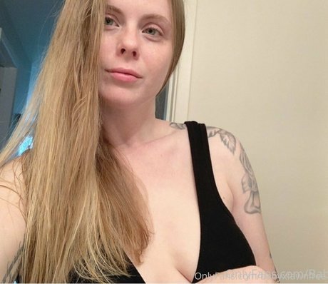 hippie onlyfans sexy nude photo