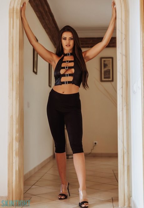 Brook Wright sex actress photo