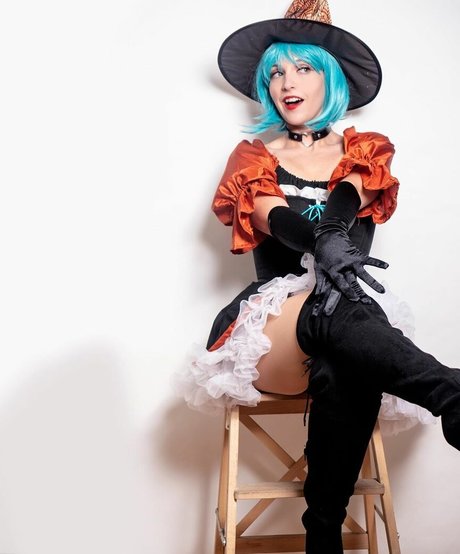 Emma Fyffe nudes actress image