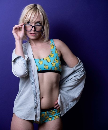 Emma Fyffe actress pics