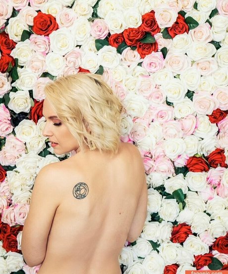 Emma Fyffe model adult gallery