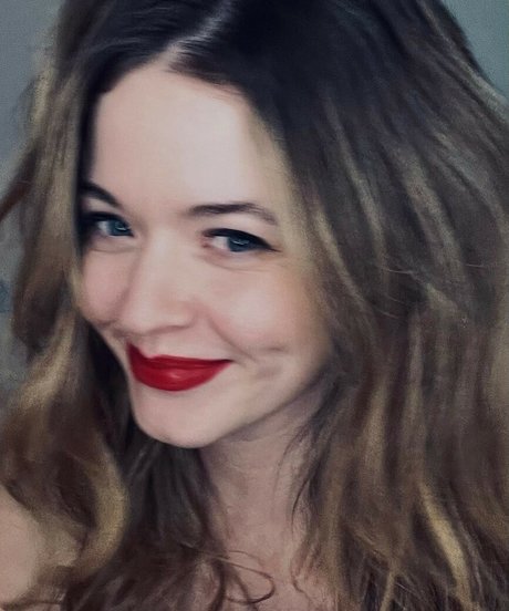 blonde deepthroat onlyfans free naked galleries