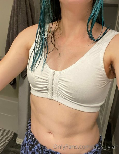 lady lylah pretty actress img