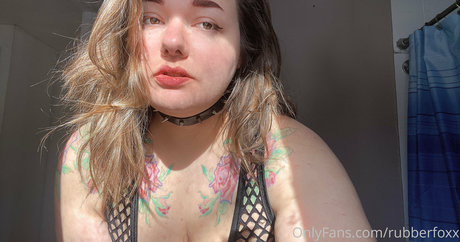 rubberfoxx Images
