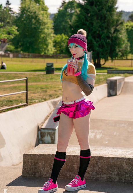 shiriallwood model nudes pic