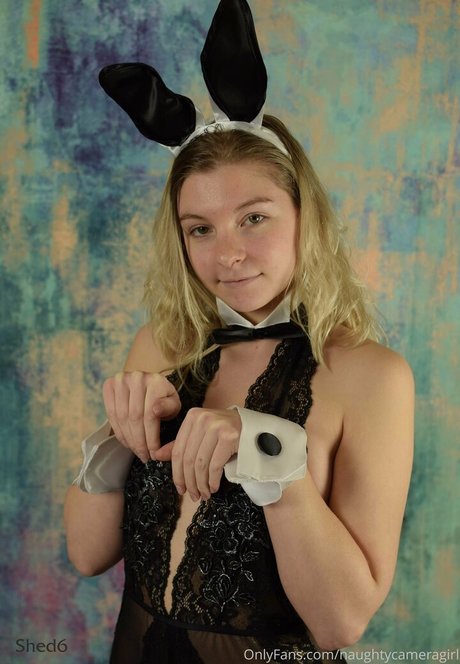 naughtycameragirl hd model photo