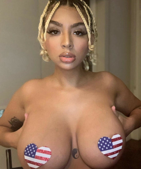 Anna Marie Sarai pornstar erotic pic