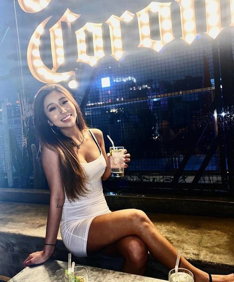 Jinnnyk star hot pictures