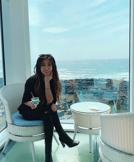 Jinnnyk star erotic galleries