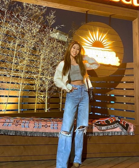 Jinnnyk pornstar adult picture