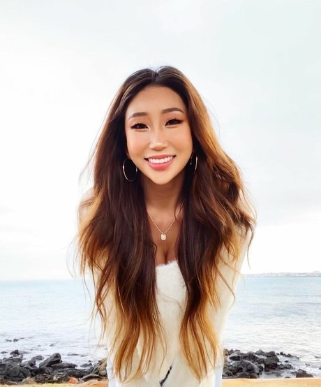 Jinnnyk adult actress pictures