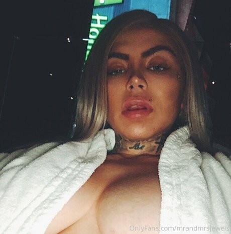 big ass big tits onlyfans erotic pic