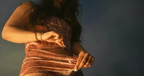 giantessroma perfect actress images