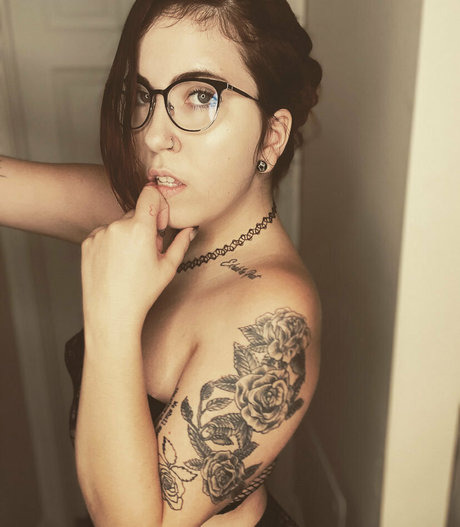 coralinebb best star picture