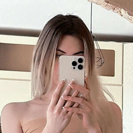 Onuri star nude pics