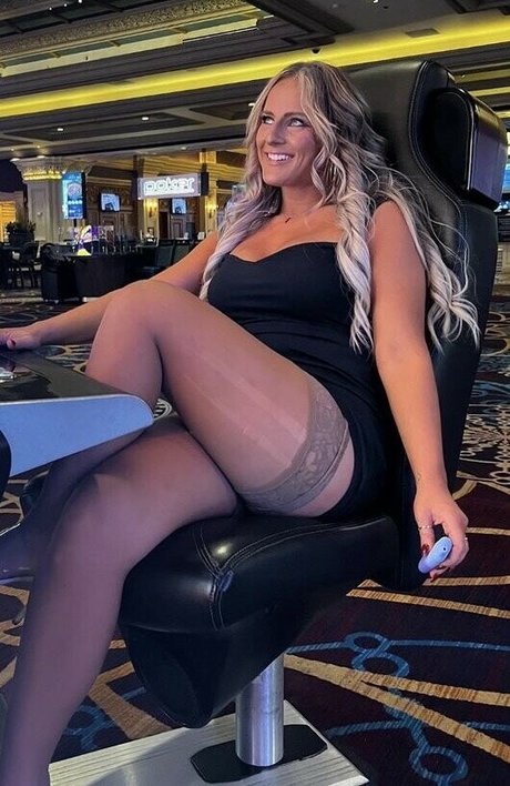 Andrea Taylor pornstar xxx pics