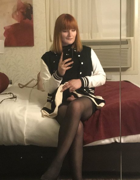 college girl onlyfans porn pictures