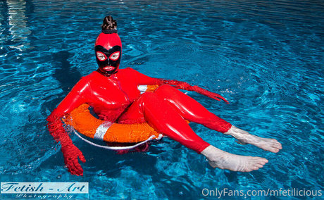 mfetilicious model hd pics