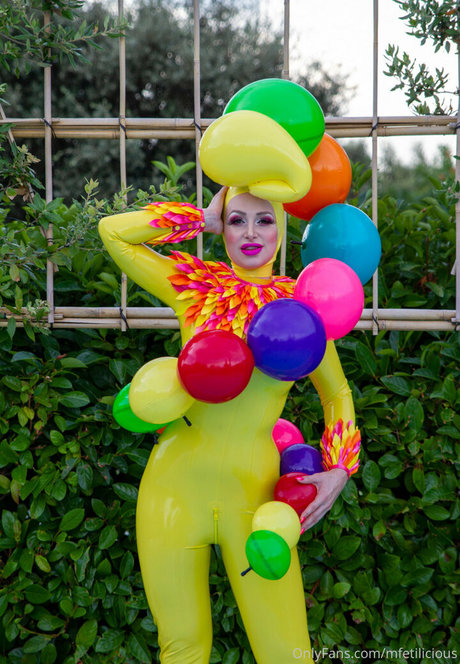 mfetilicious star pictures