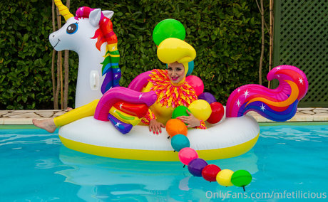 mfetilicious model best pictures