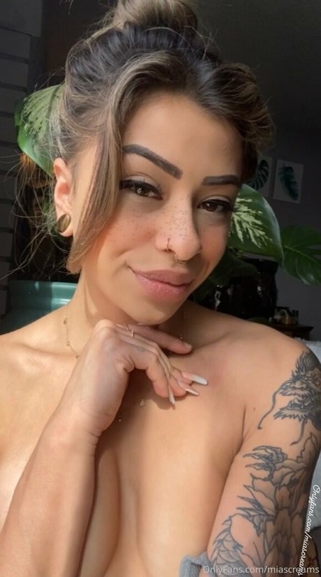 miascreams model pornographic galleries