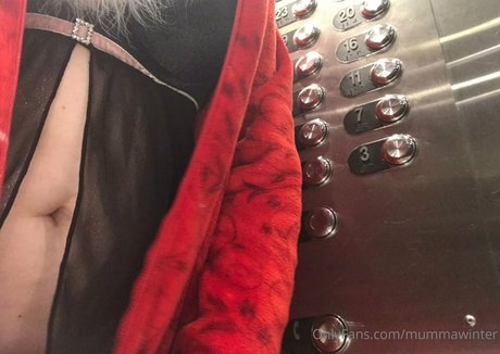 mummawinter star sexy gallery