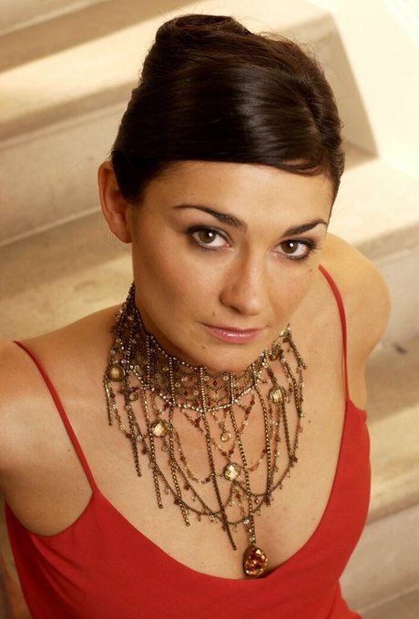 Natalie J Robb erotic actress galleries