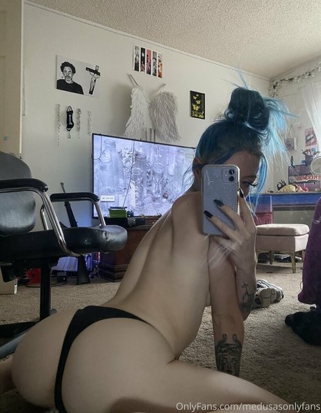 Medusaslittleangel exclusive pornstar archive