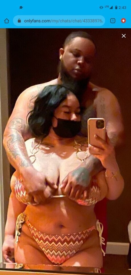 Breecandace pornographic model image