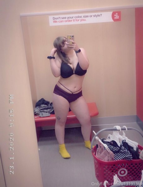 hannahbee840 exclusive star pic