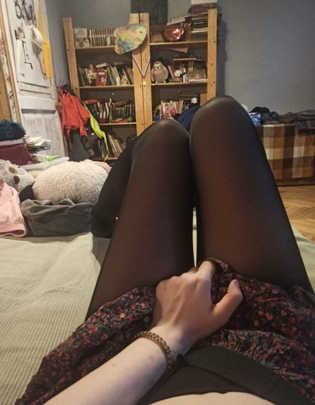 dirty blonde__ free model photo