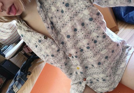 dirty blonde__ pornstar image