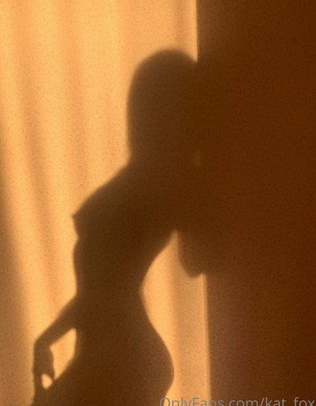 kat fox star exclusive img