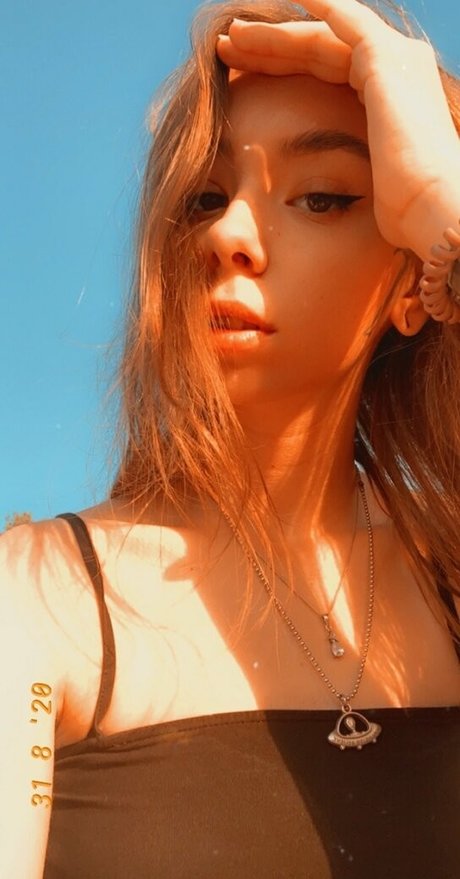 kat fox model hot pics