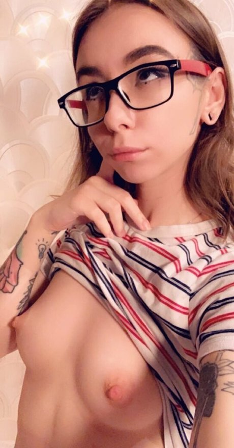 kat fox star beautiful img