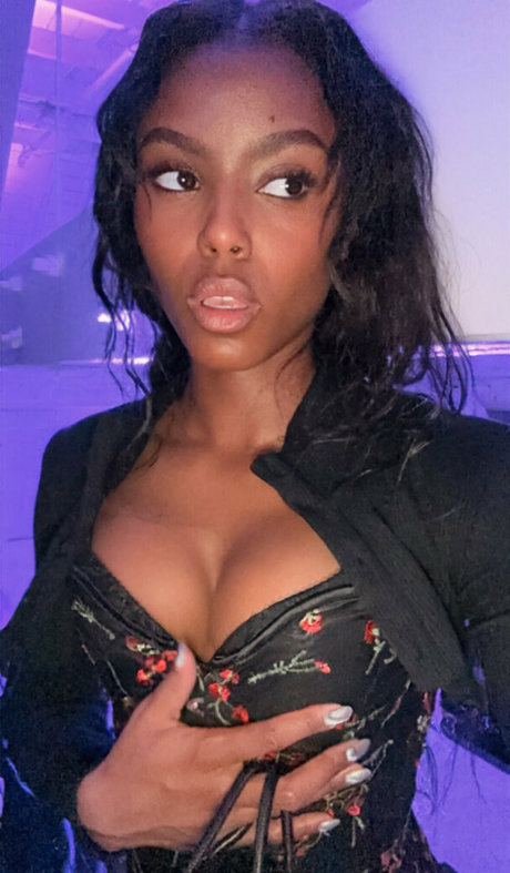 Madison Golden star hot images