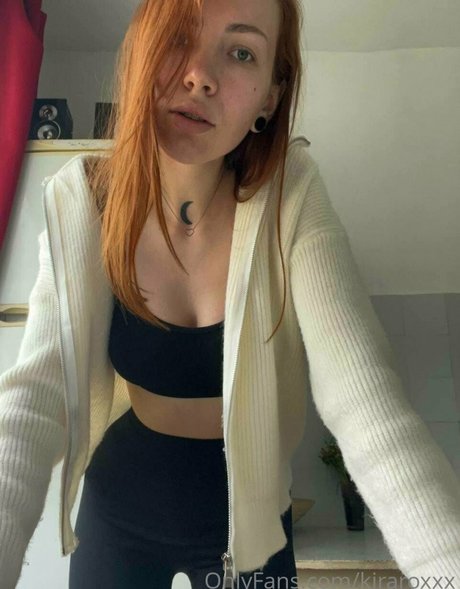 Kira Rox model beautiful gallery