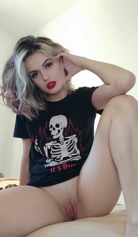 x dragonfly x actress photos