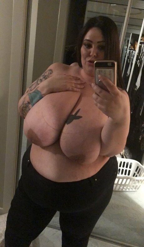 mandymajestic erotic pornstar gallery