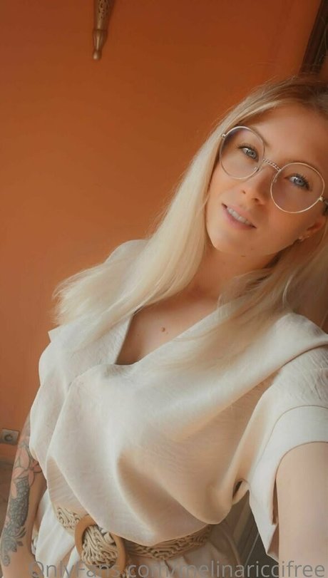 melinariccifree pornstar erotic images