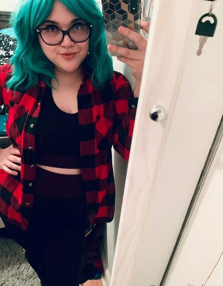 serenitaboo pornographic star img